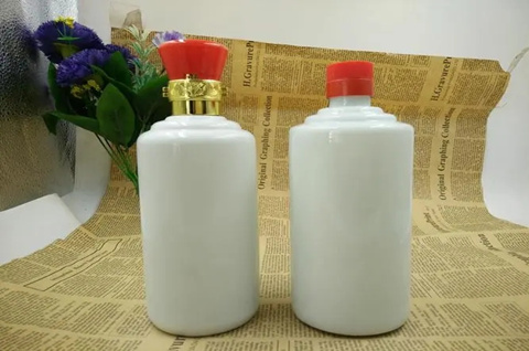 高價(jià)回收高檔白酒酒瓶可能涉商標(biāo)侵權(quán)及違法犯罪！